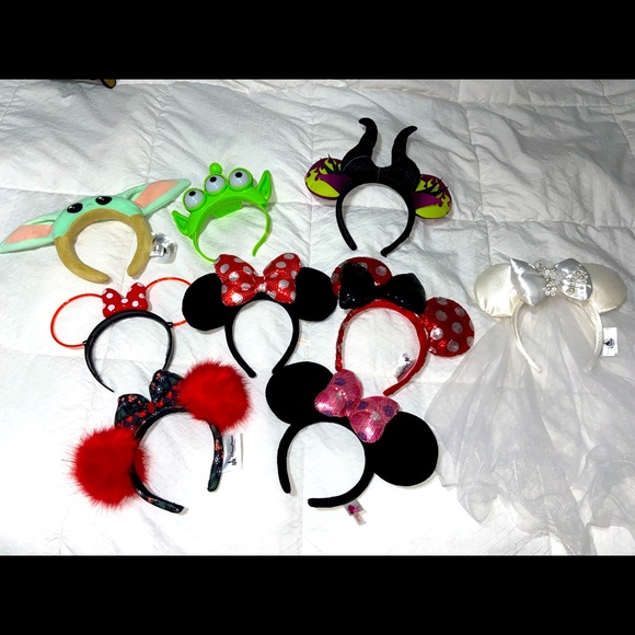 Disney Accessories - Disney Parks Minnie Headbands